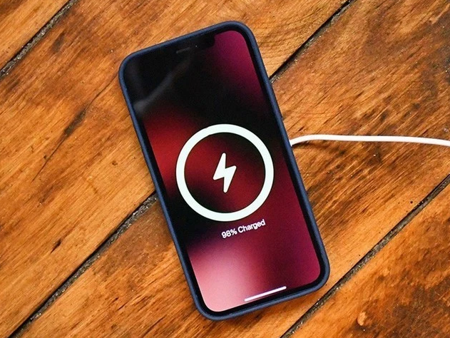 靖西苹果手机维修分享iPhone 12可以随便充电吗 